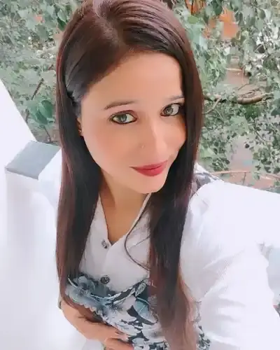 Call Girls in Fatehabad